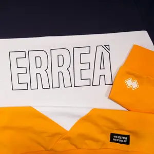 Swaet med rund hals til børn Errea trend block image-2
