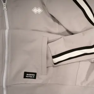 Chaqueta Errea sport fusion pro image-4