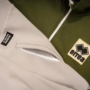 Sudadera Errea sport fusion fw19/20patch high neck ad image-2