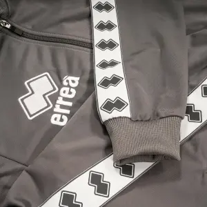 Chaqueta Errea essential banda image-2