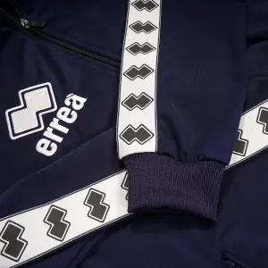 Chaqueta Errea essential banda image-2