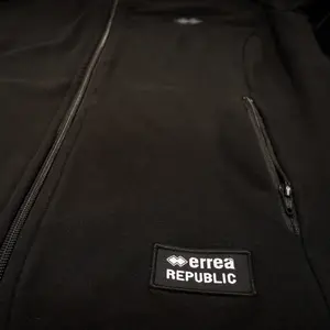 Chaqueta Errea sport fusion image-2