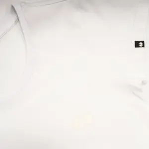 Camiseta de mujer Errea essential fantasy image-2