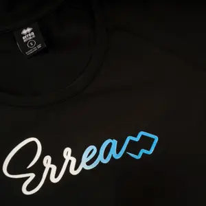 Camiseta de mujer Errea essential new logo 2 image-3