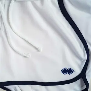 Pantalón corto mujer Errea essential running image-0