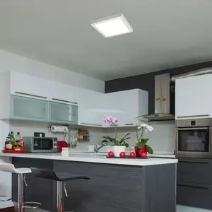 Square surface-mounted ceiling light Rabalux Lois 24 W image-3