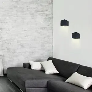 Pośrednia metalowa lampa ścienna wewnętrzna w kształcie sześcianu Rabalux Kaunas image-2