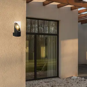 Aluminiowa zewnętrzna lampa ścienna z plastikowym kloszem i żarówką nie dołączoną do zestawu Rabalux Novigrad E27 1xMAX 28W image-3