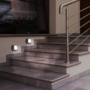 Aplique de exterior con sensor Rabalux Amarillo 3xAA IP44 image-2