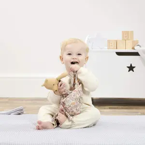 Doudou Rainbow Designs Winnie the Pooh Always & Forever Muslin image-3