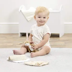 Pluche Rainbow Designs Guess How Much I Love You Toy & Muslin Set image-3