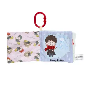 Livre pour enfant Rainbow Designs Hogwarts Express Soft Book image-1