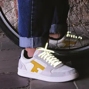 Atacadores com fita reflectora Rainette image-1