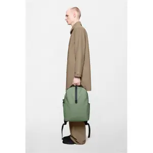 Front Clip Backpack Rains W3 image-4