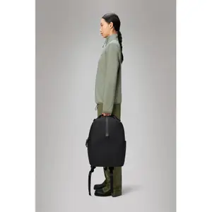 Backpack Rains Clip Front image-2