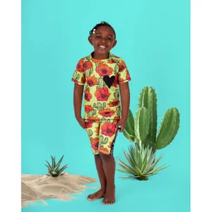 Baby's bath T-shirt Raspberry Republic image-1