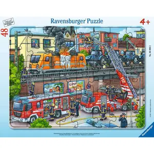 30-48 piece puzzle - frame - firefighters on the tracks Ravensburger image-0