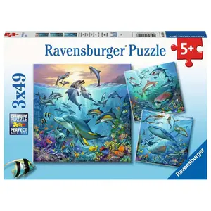 3 puzzles 49 pieces the animal world of the ocean Ravensburger image-0