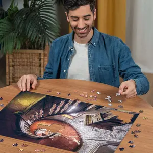 1000 pieces spiral staircase puzzle - lost places Ravensburger image-3