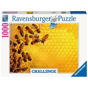 1000-piece beehive puzzle Ravensburger image-0