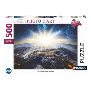 500-piece jigsaw puzzle Earth from space Ravensburger image-1