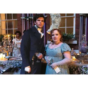 300-piece puzzle - non definitive title / bridgerton Ravensburger image-1