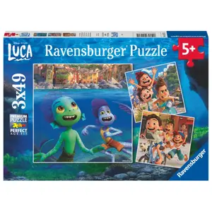 Puzzle of 3 x 49 pieces Ravensburger image-0
