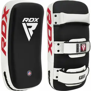 Escudo de boxeo tailandés RDX T1 Curved image-0