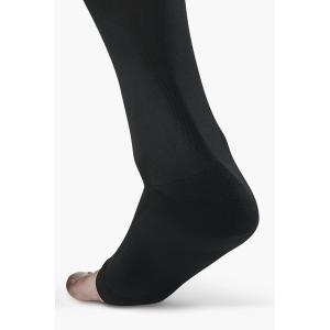 product/r/e/recovery-pro-tights-black-w9795g-m-model-web-cu-4.jpg