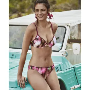 Women's swimsuit top Red Point Bindy image-1