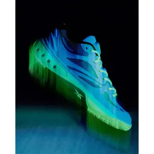 Basketball shoes Reebok Engine A image-1