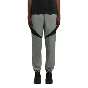 Pantalón Reebok