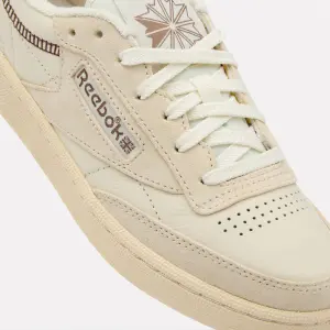 Women's Sneakers Reebok Club C 85 Vintage image-4