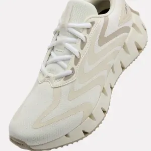 Women's running shoes Reebok Zig Mythica image-5