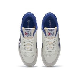 product/r/e/reebok-classics_fw4863_2_footwear_photography_top_portrait_view_white_000.jpg