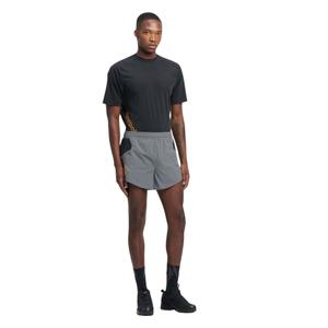 rmvh004c99fab0010910-short-de-course-reebok-grey-3-washed-black