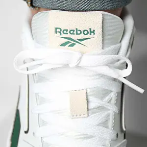 product/r/e/reebok_100205047_ftwrwhite-darkgreen-gum4_8.jpg