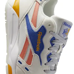 Baskets femme Reebok Bolton Essential Mu image-6