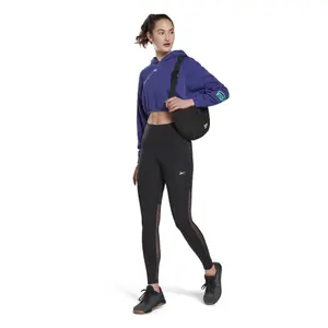 Short sweatshirt woman Reebok Tech Style image-3