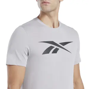 T-shirt Reebok Graphic Series Vector image-5