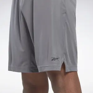 Pantalón corto Reebok image-4