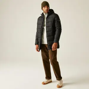 Plumífero con capucha Regatta Lakiver image-4