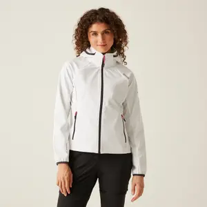 Women's softshell hiking jacket Regatta Bourda image-1