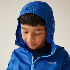 Chubasquero con capucha infantil Regatta Pack-It III image-6
