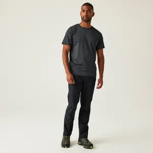 Pantalones de senderismo Regatta Highton II image-3