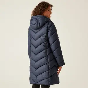 Plumífero acolchado con capucha para mujer Regatta Andia II image-6