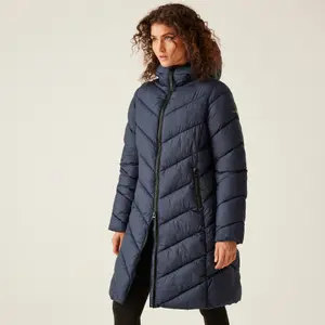 Plumífero acolchado con capucha para mujer Regatta Andia II image-4