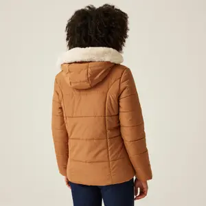 Plumífero acolchado con capucha para mujer Regatta Winnie Baffle image-6