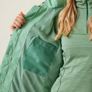 Chubasquero con capucha para mujer Regatta Daysha image-6