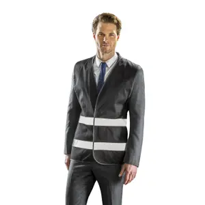 High-visibility safety vest Result image-1